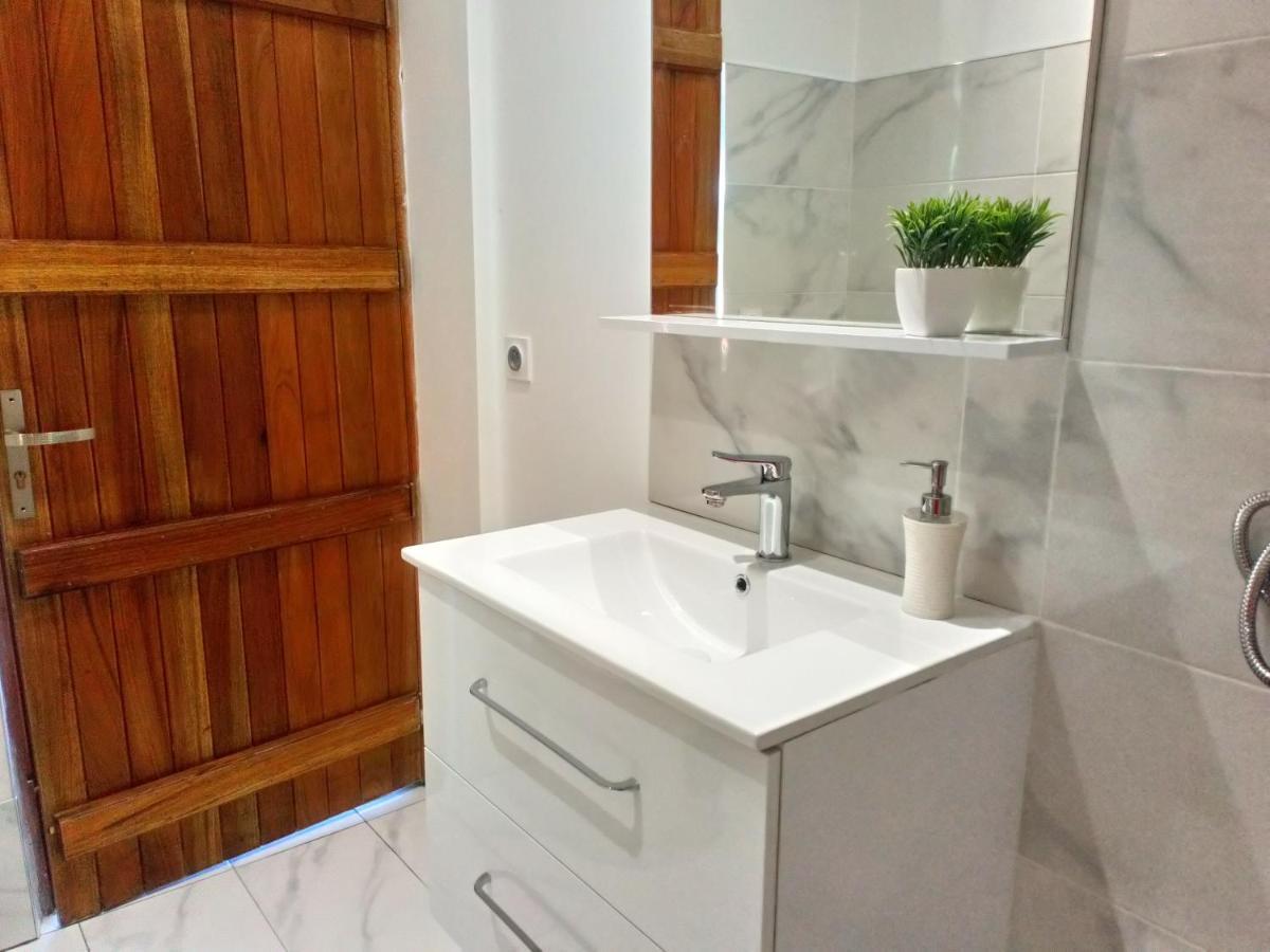 Jasmin & Jardin 1 A 2 Pers A Terra Apartment